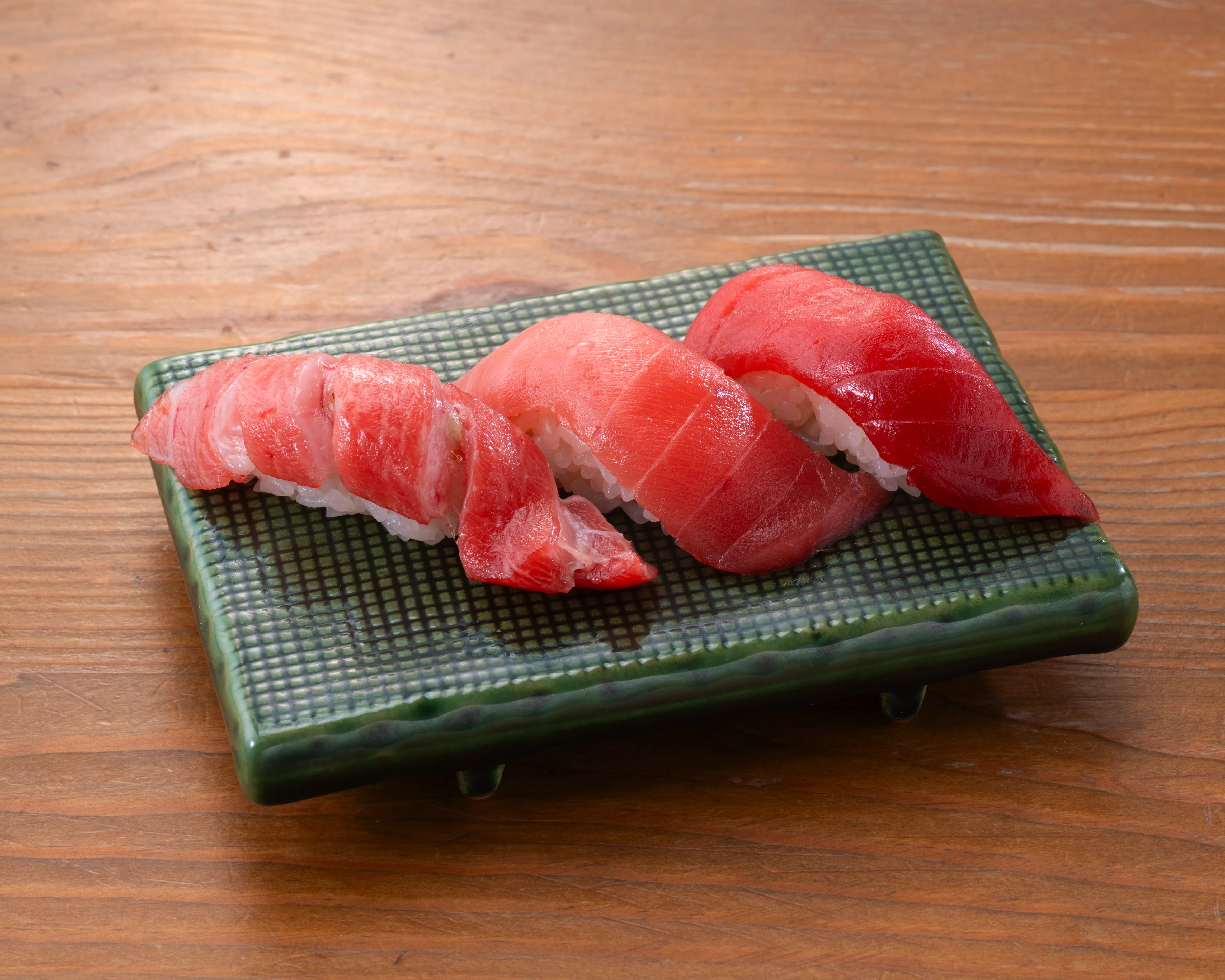 公式】神保町 すしわさび｜GYRO HOLDINGS株式会社